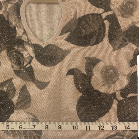 Le Chateau 3/4 Sleeve Metallic Knit Top - Picture 10 of 12